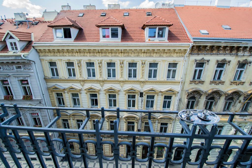 Labyrinth By Ruterra Prague
